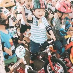 成人平衡车骑行视频,跟随视频轻松掌握平衡艺术