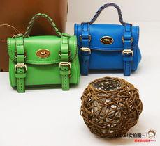 迷你成人包包图片欣赏视频,跟随视频领略潮流魅力